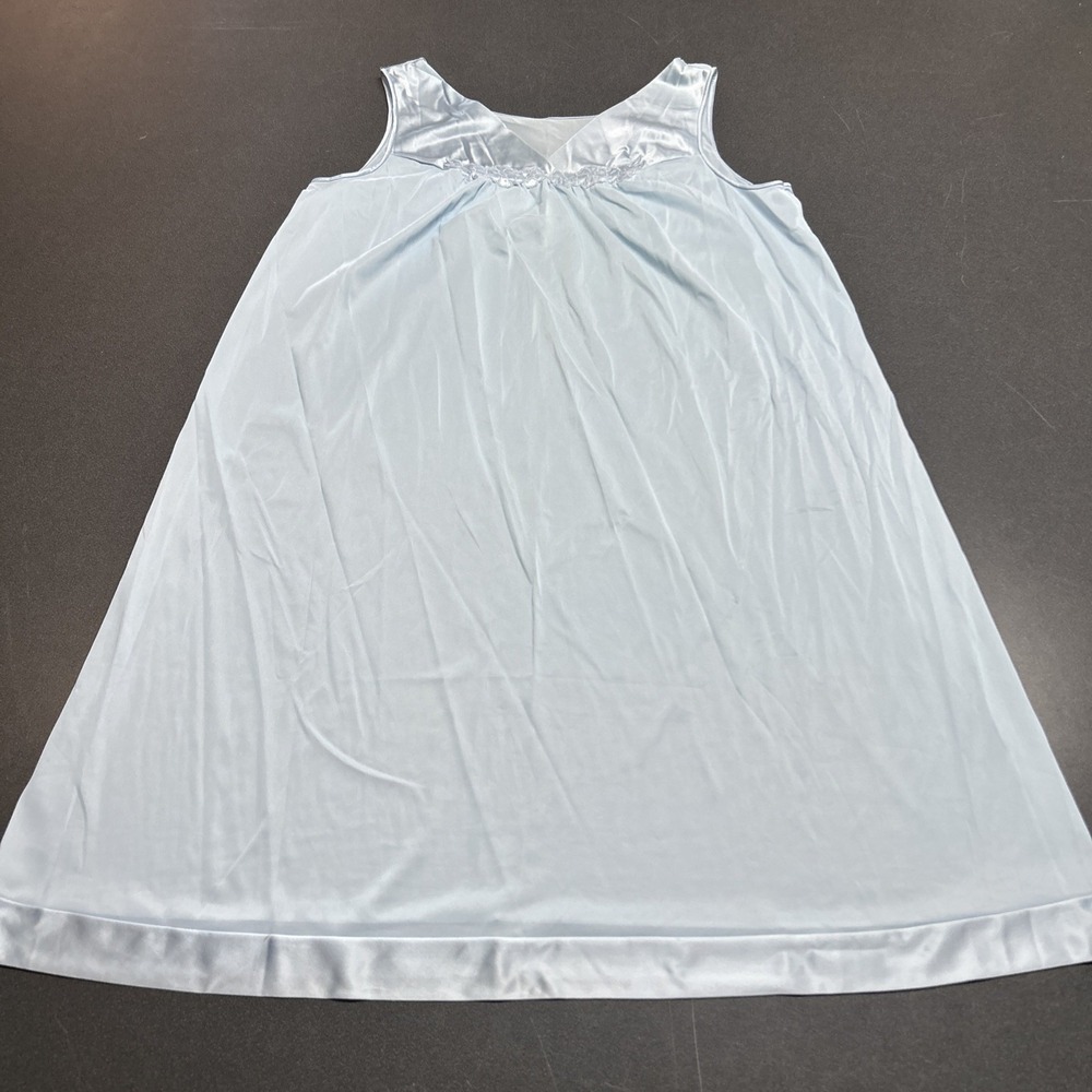 Vintage Vanity Fair Woman's Nylon Nightgown Blue Embroidered Floral L USA